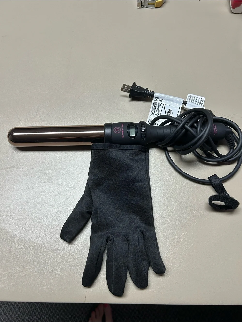 Bombay Rose Gold Curling Wand with Black Heat Glove
